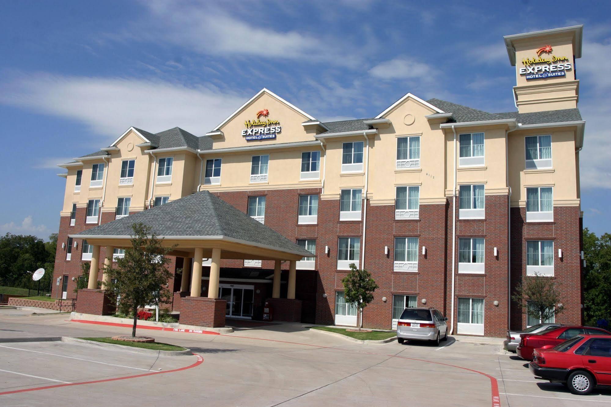 Holiday Inn Express Hotel & Suites Dallas - Grand Prairie I-20, An Ihg Hotel Exterior photo